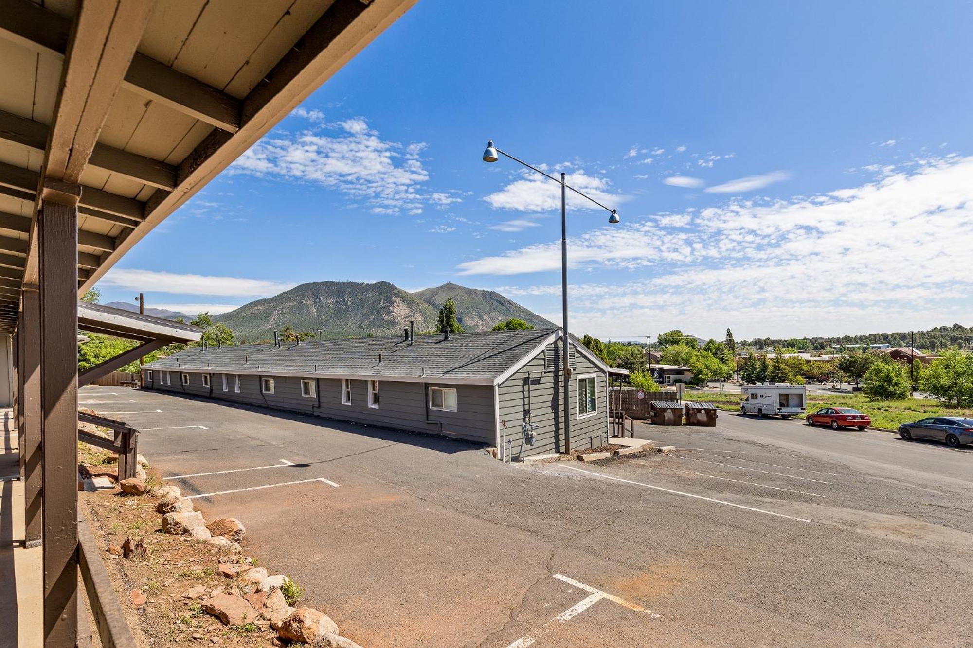 Venture At Route 66 Apartamento *