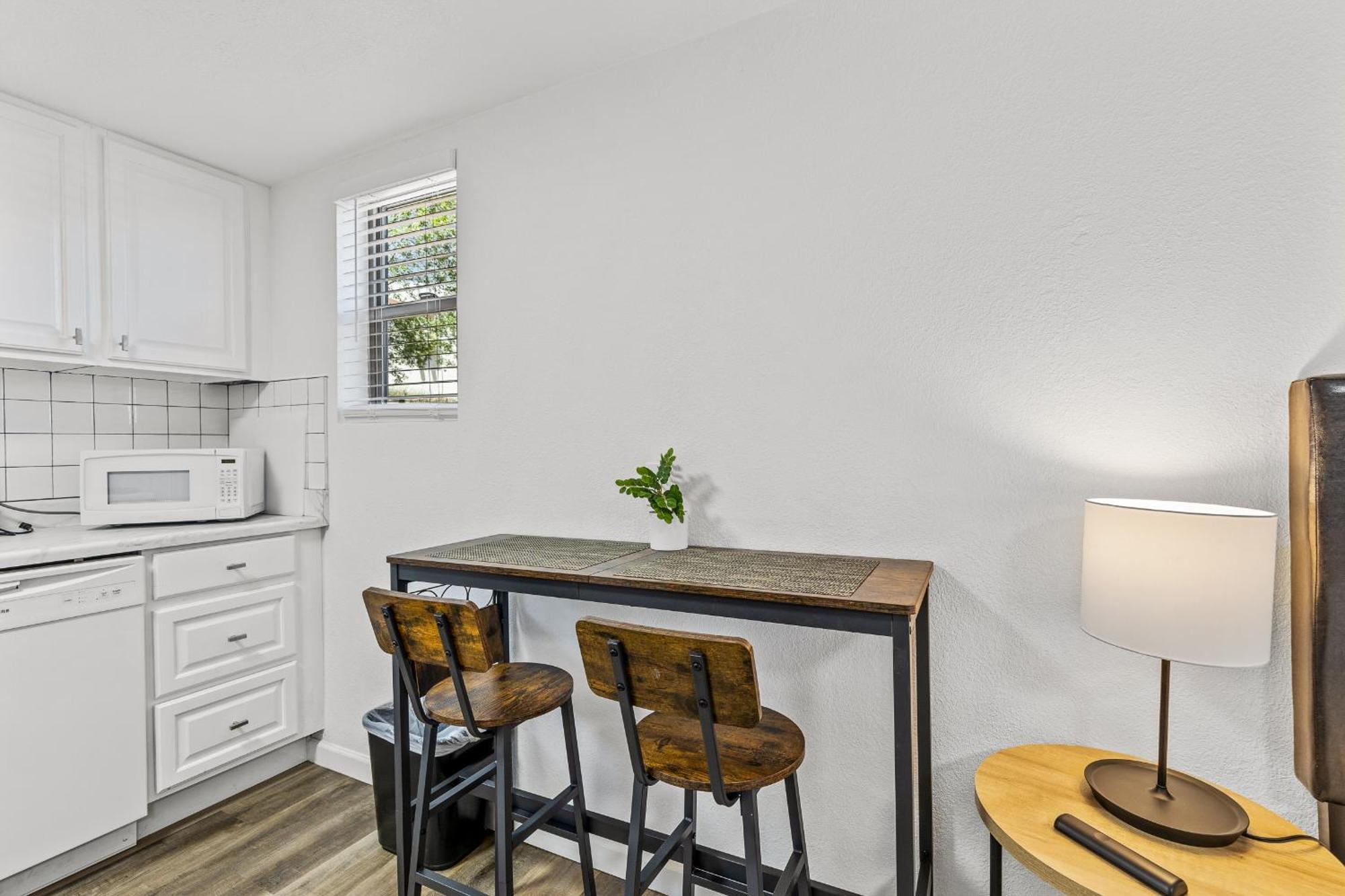 Apartment Venture At Route 66 Flagstaff